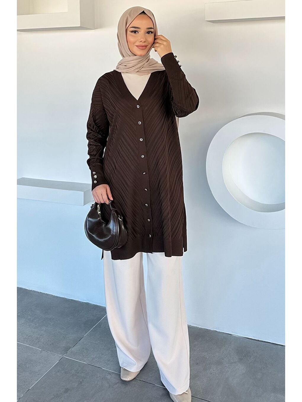 Kahverengi Desenli Ön Düğmeli Tesettür Triko Hırka (m-l-xl Uyumludur)-4