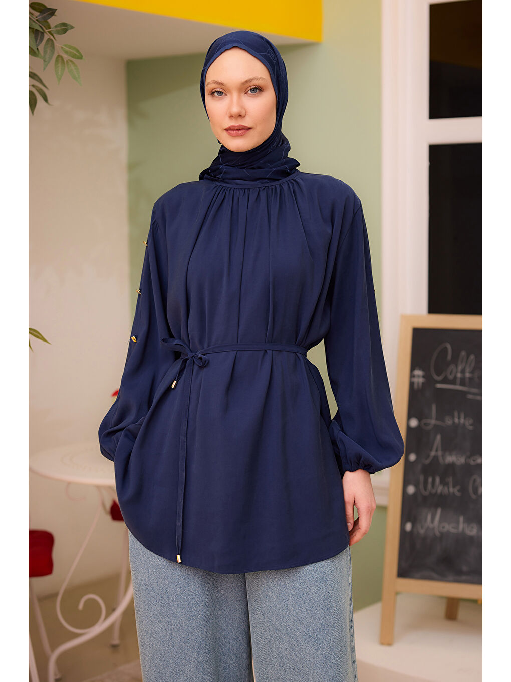 Kadın Bisiklet Yaka Gold Düğme Detaylı Bluz Lacivert-2
