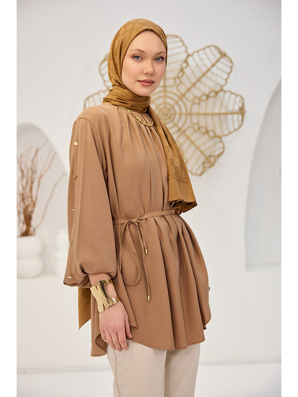 Kadın Bisiklet Yaka Gold Düğme Detaylı Bluz Kahverengi