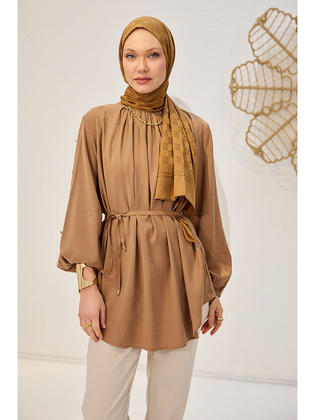 Kadın Bisiklet Yaka Gold Düğme Detaylı Bluz Kahverengi-1