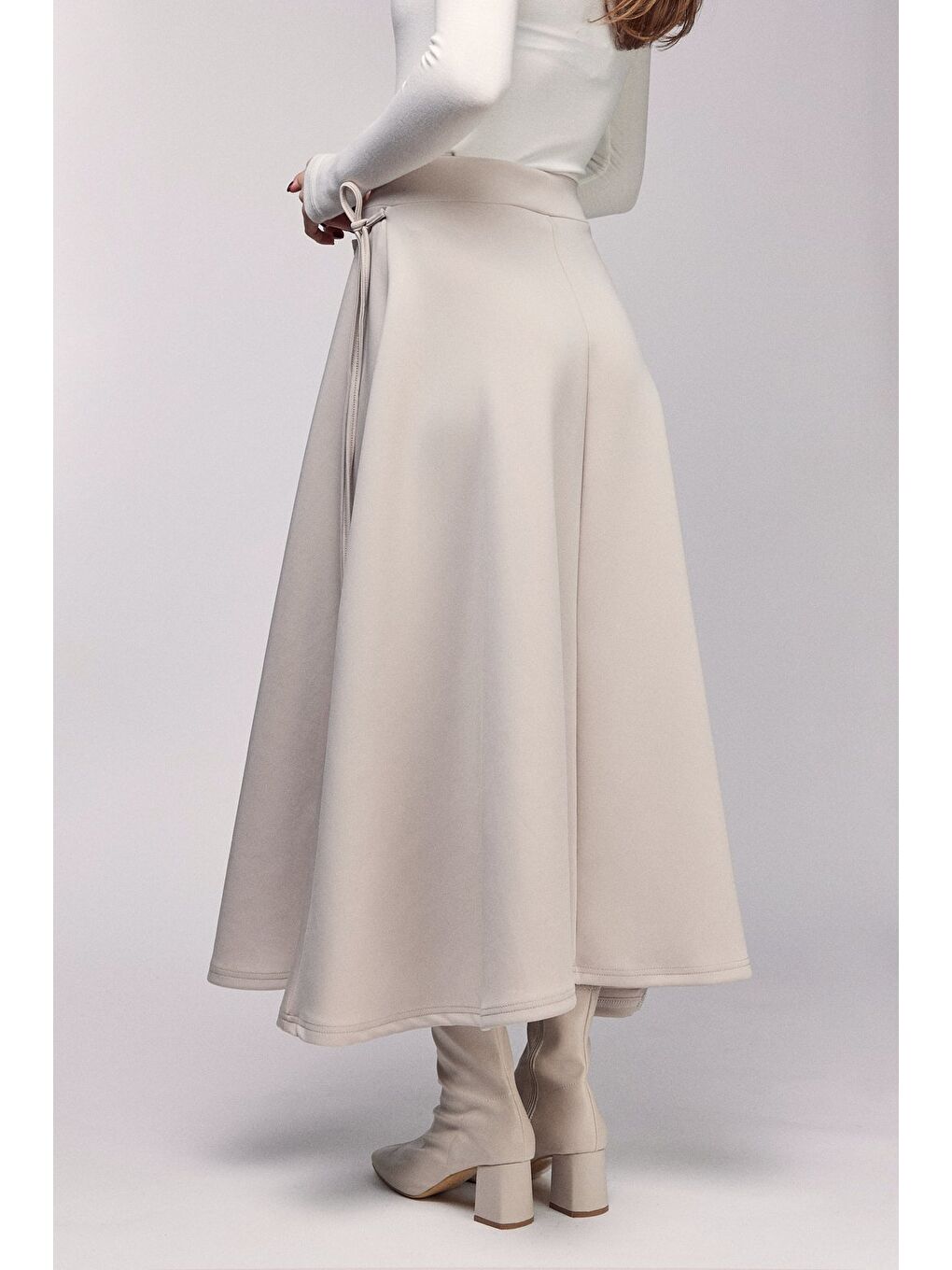 Bej Taş Yüksek Bel Bağlamalı Katmanlı Görünüm Scuba Etek-2