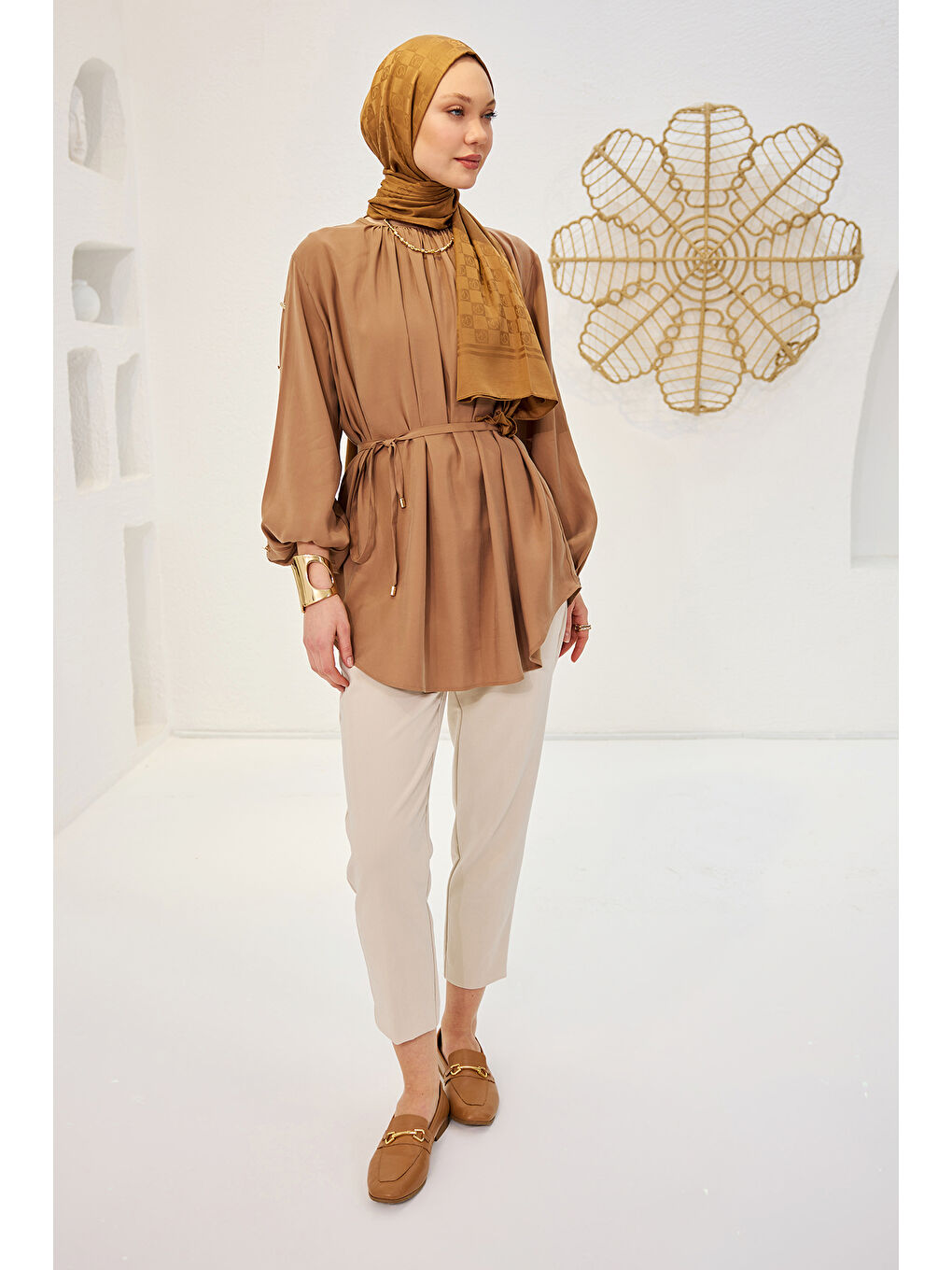 Kadın Bisiklet Yaka Gold Düğme Detaylı Bluz Kahverengi-4