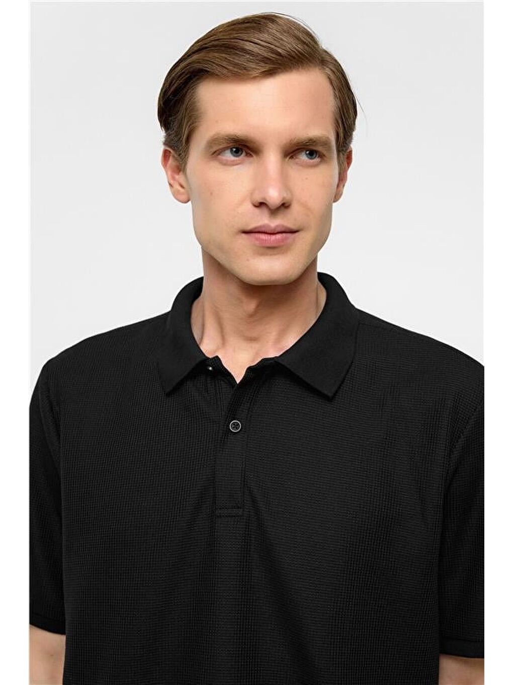 Siyah Regular Armürlü Polo Yaka Tişört-2