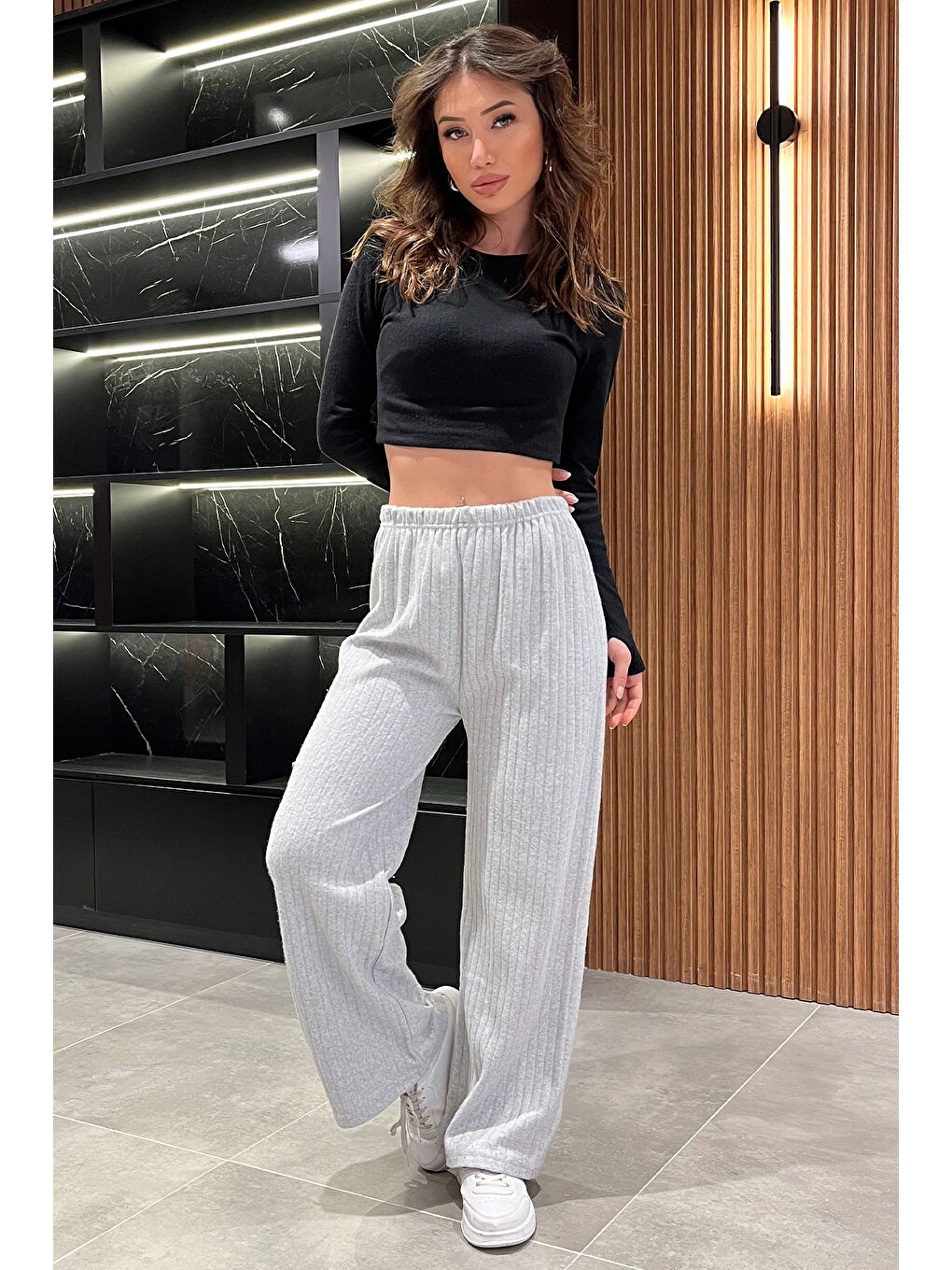 Gri Kadın Bol Paça Fitilli Pantolon