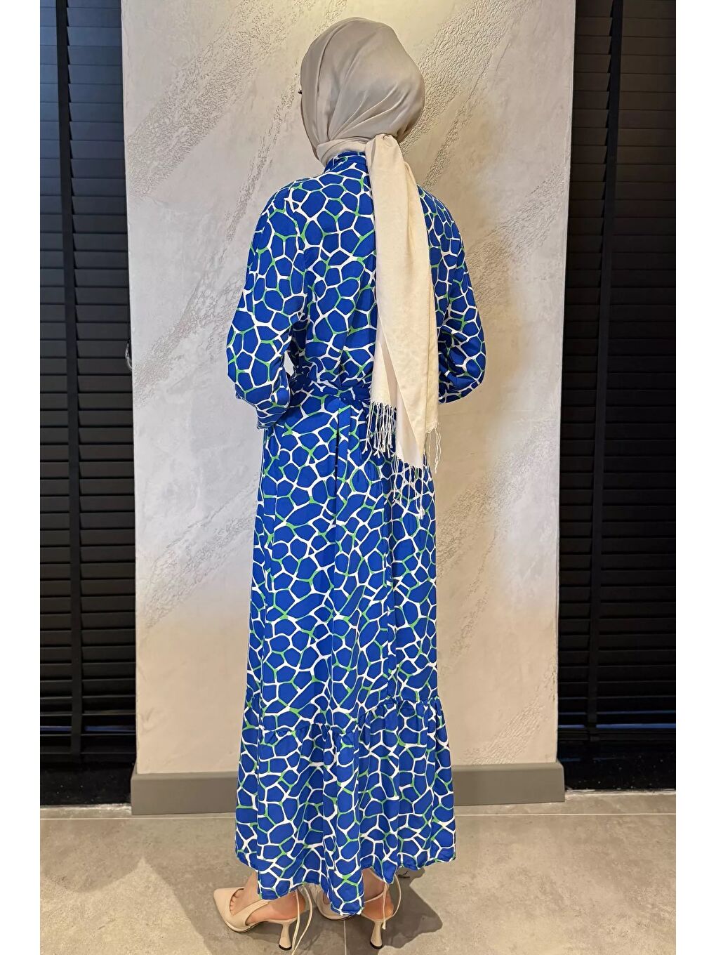 Mavi Bel Bağlamalı Desenli Tesettür Viskon Elbise-7