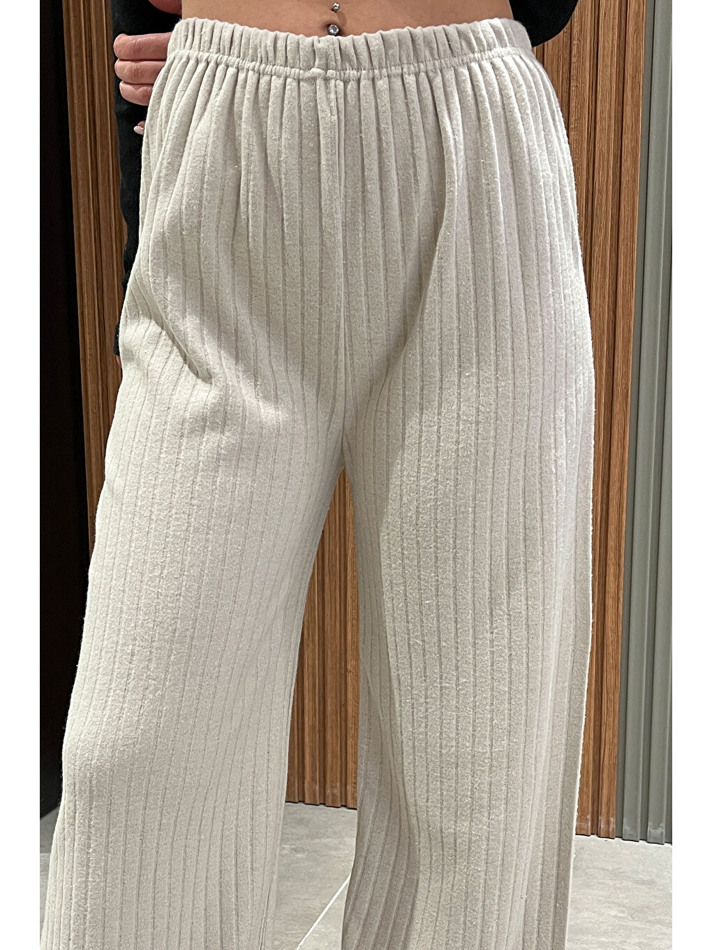 Bej Kadın Bol Paça Fitilli Pantolon-1