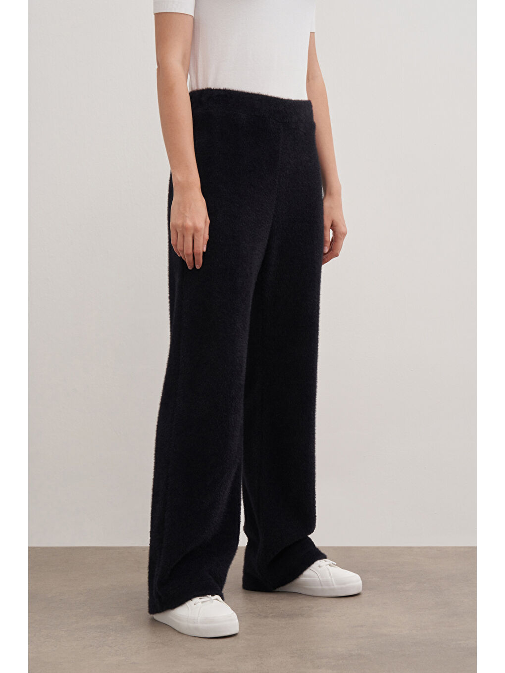 Siyah Boru Paça Pantolon-3