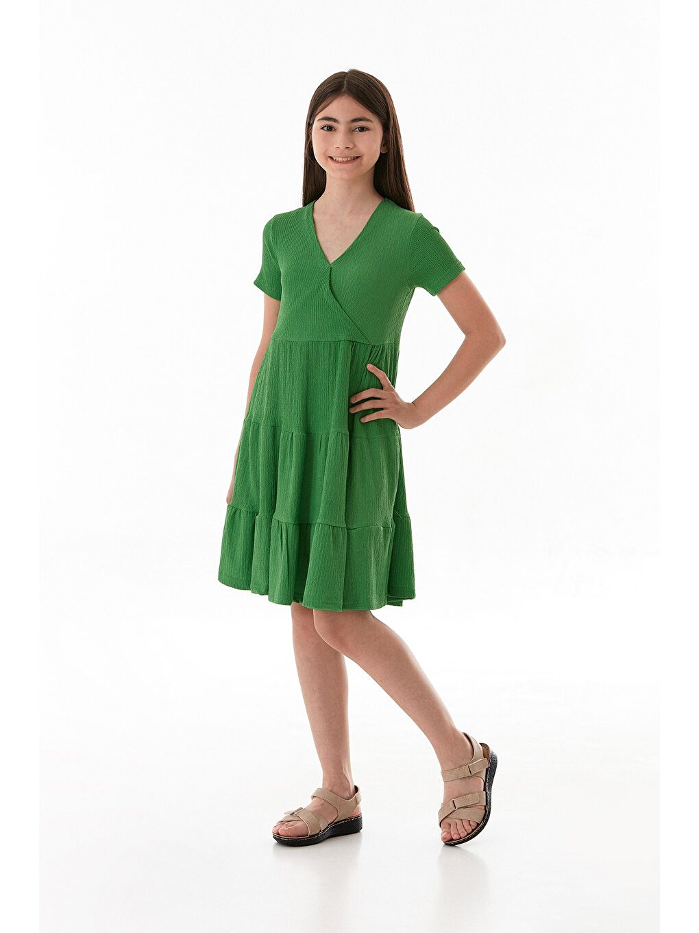 Yeşil Bürümcük Kumaş V Yaka Kız Çocuk Elbise