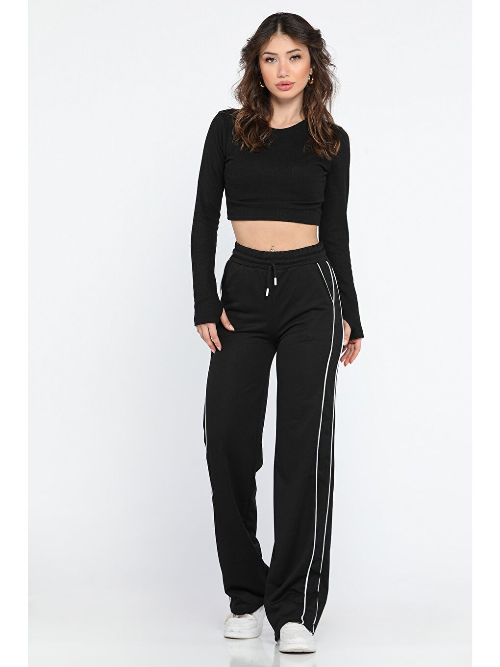 Siyah Kadın Yüksek Bel Yan Çizgili Bol Paça Eşofman Altı