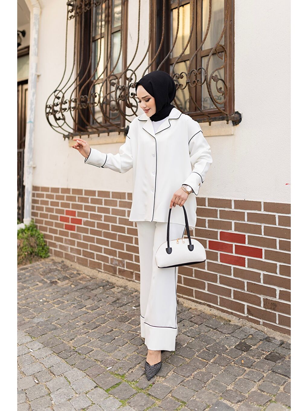 Kadın Çizgi Detay İkili Takım Beyaz-2