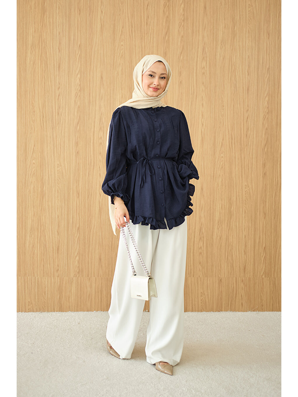 Kadın Önü Nervurlu Bel Bağlamalı Gömlek Lacivert-3