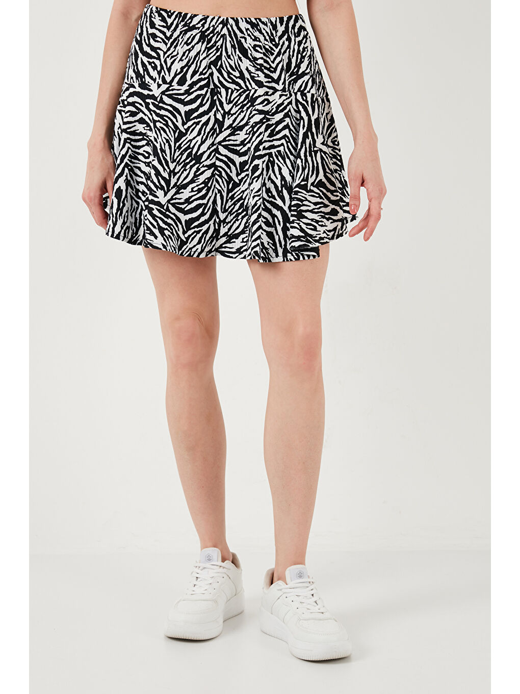 Siyah Desenli Beli Lastikli Slim Fit Mini 2'li Paket Kadın Şort Etek 5864024S2-1