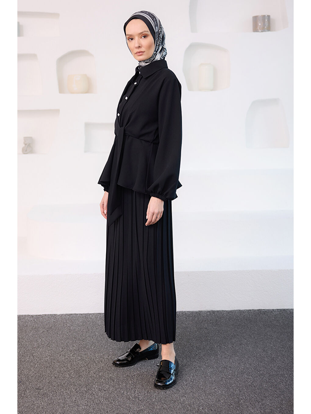 Kadın Gömleği Bağlama Detaylı Takım Siyah-3