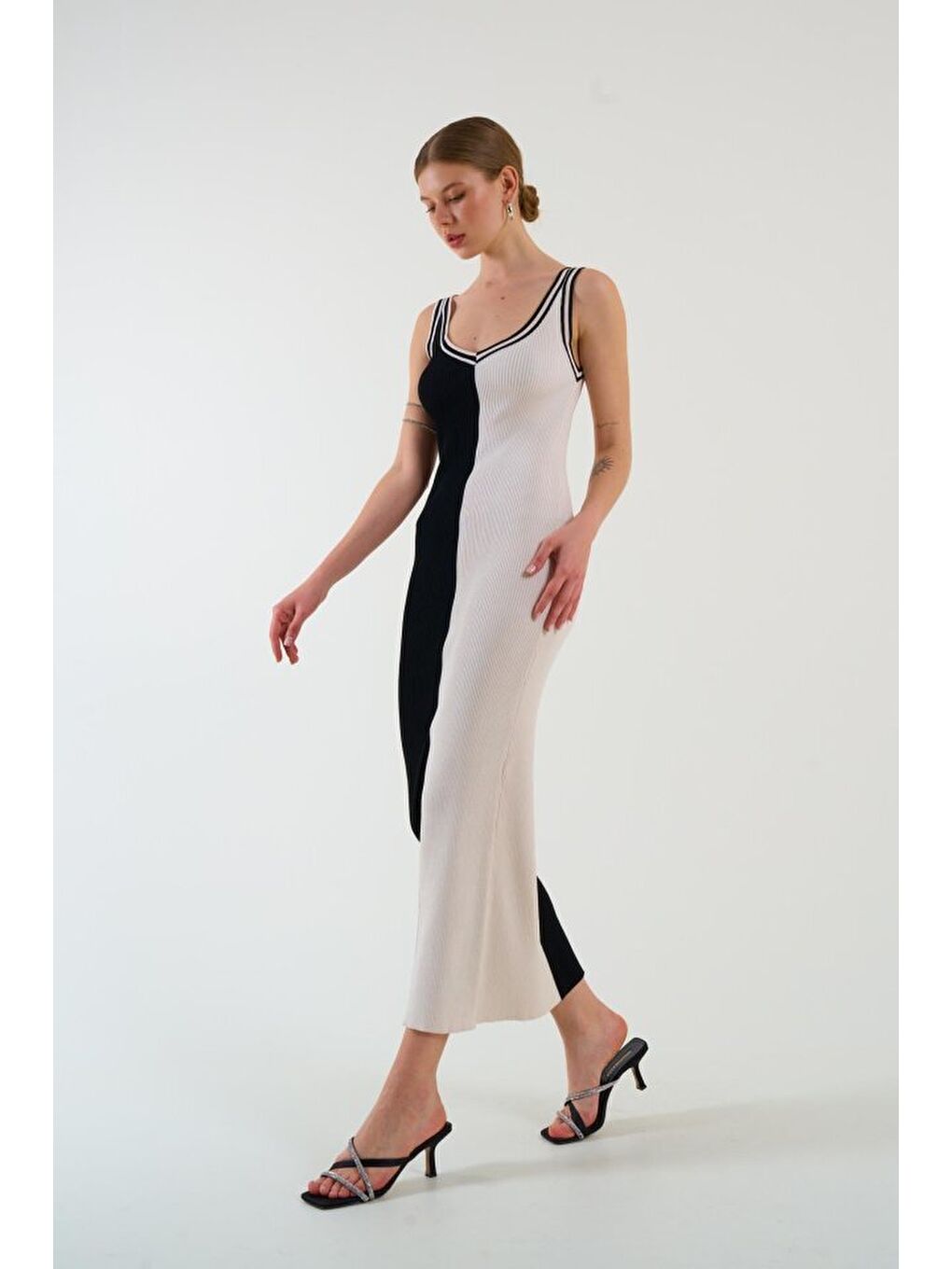 İki Renki Kolsuz Elbise - Siyah-Krem-1