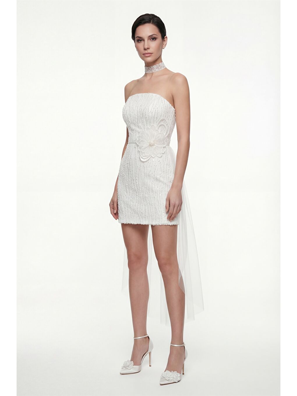 Kadın Beyaz Straplez Yaka Tüllü Mini Taşlı After Party Abiye Elbise-1