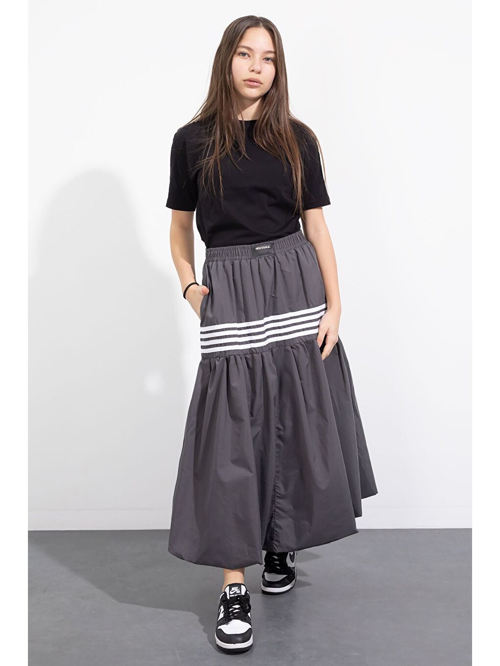 Gri Füme Şerit Desenli Kız Çocuk Balon Etek 23559