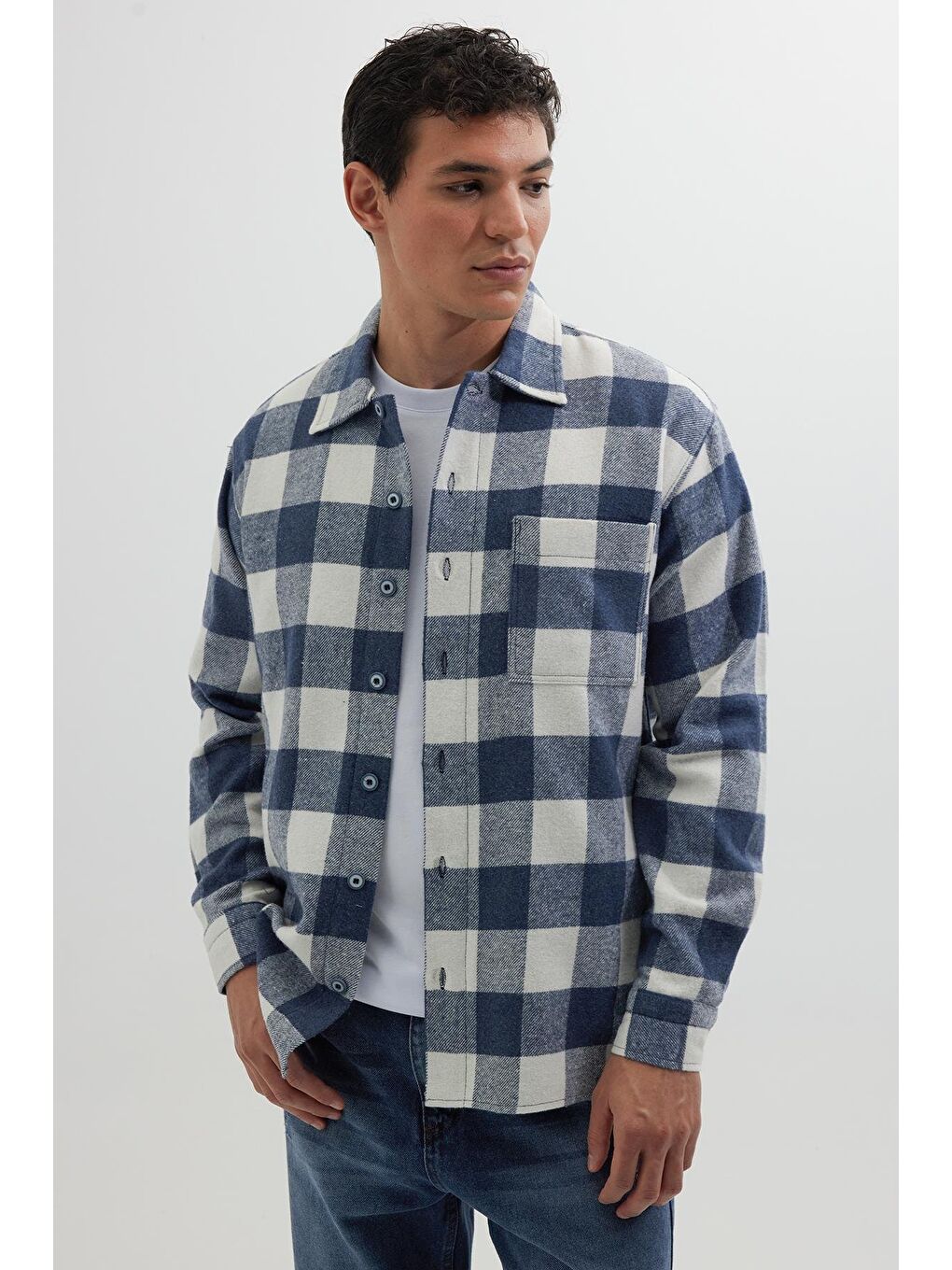 Karışık Erkek Relax Fit Rahat Kesim Uzun Kollu Cepli Dama Desen Kareli Apaş Yaka Kışlık Oduncu Gömlek-4