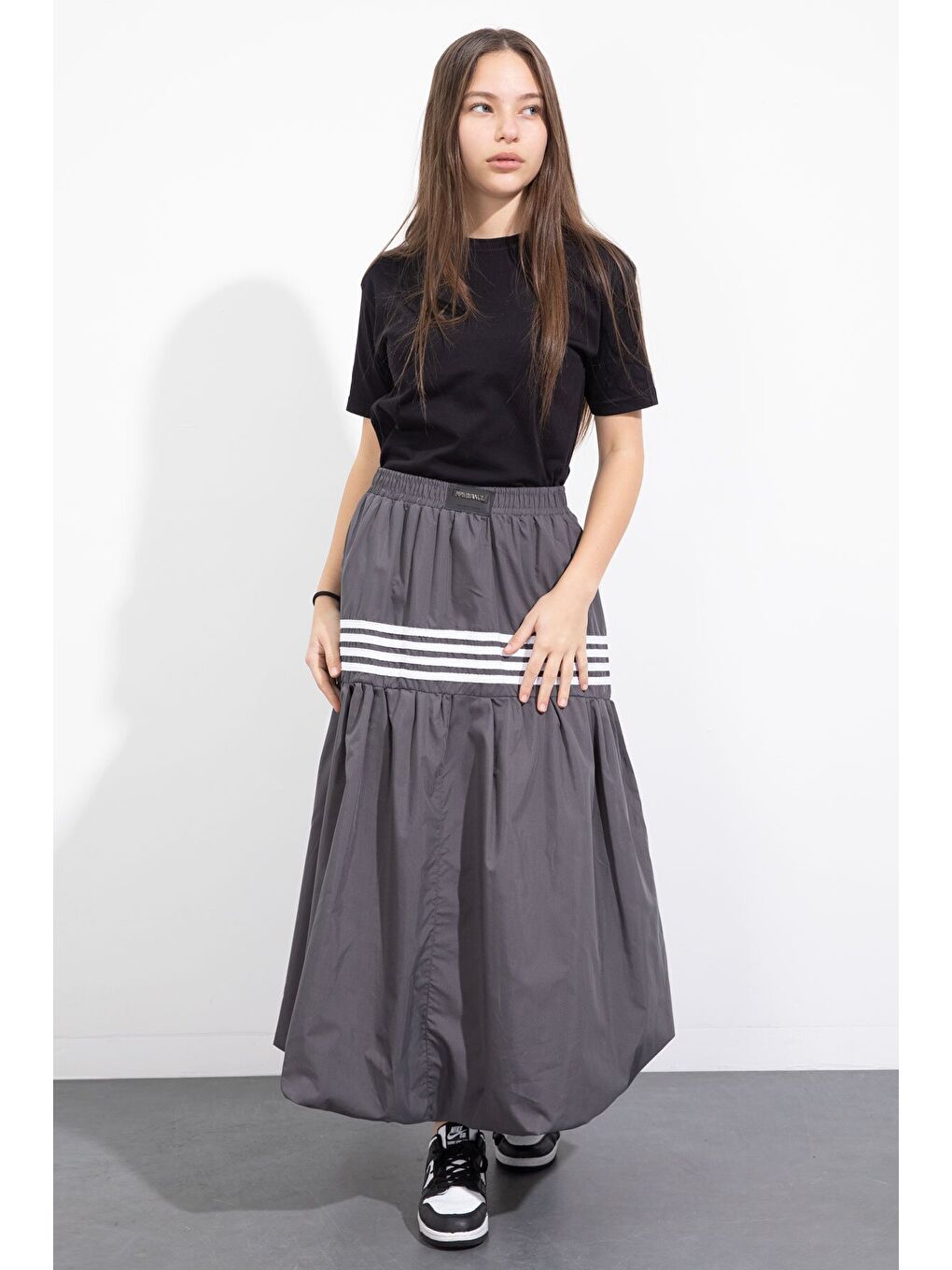 Gri Füme Şerit Desenli Kız Çocuk Balon Etek 23559-1