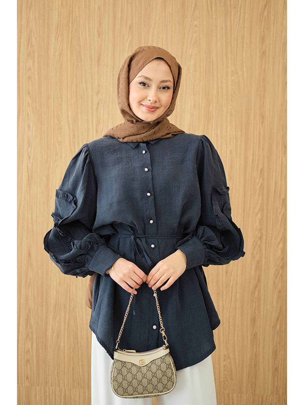 Kadın Kolları Fırfırlı Bel Bağlamalı Gömlek Lacivert-3