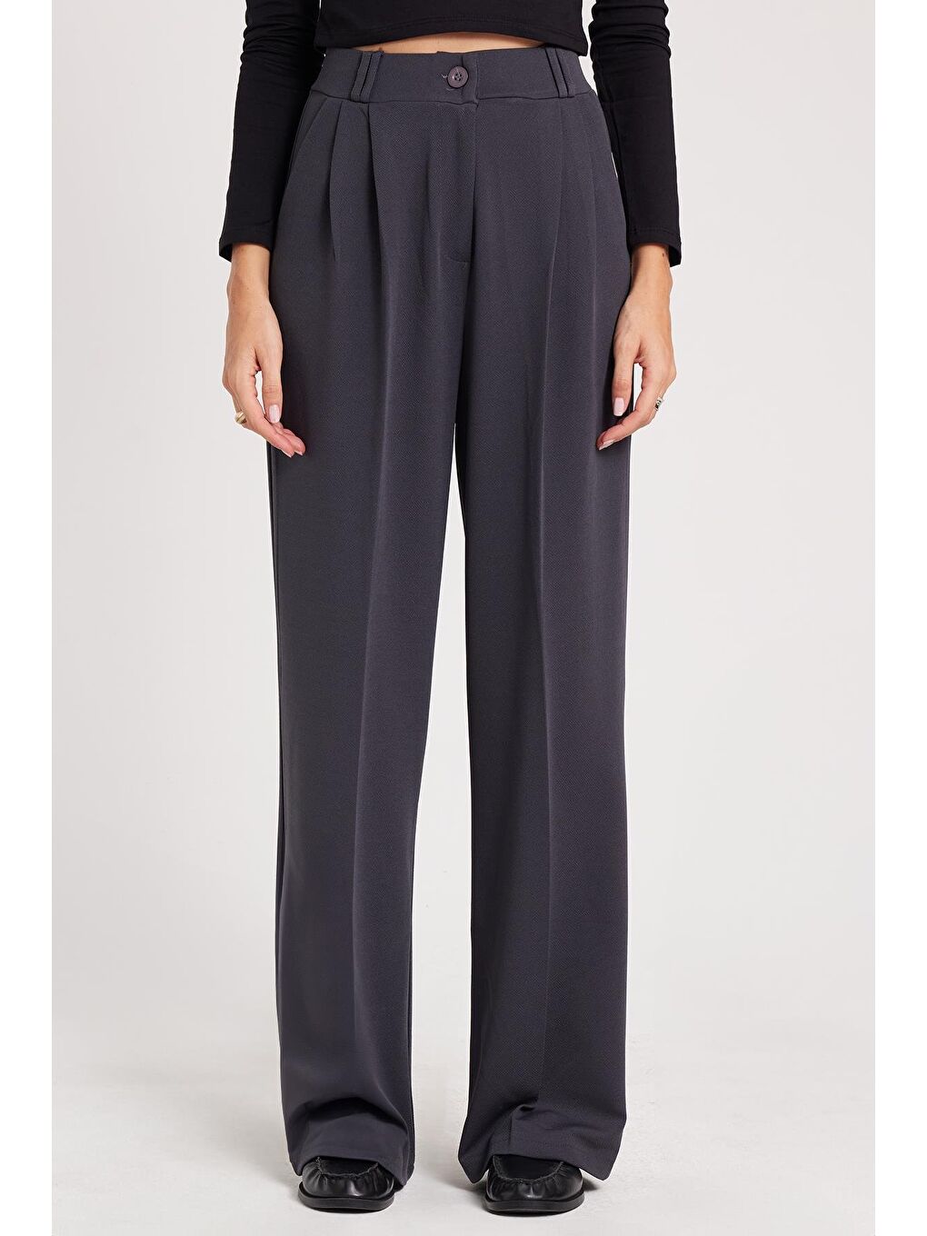 Kadın Regular Fit Klasik Kesim Yüksel Bel Geniş Paça Antrasit Pantolon