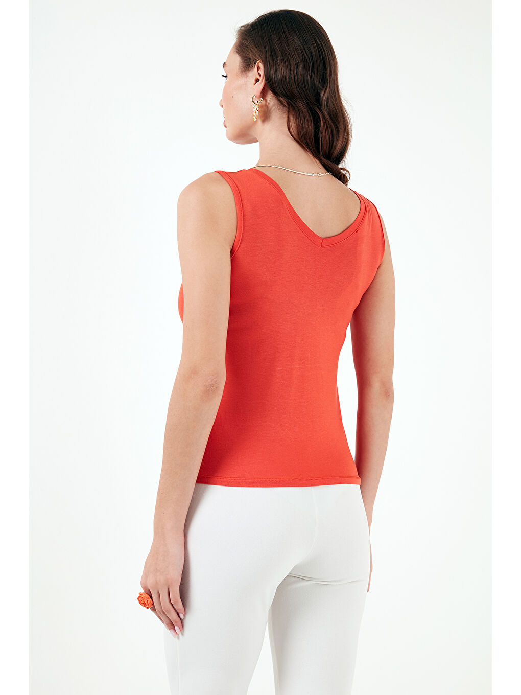 Kırmızı Slim Fit V Yaka Kalın Askılı 2' li Paket Kadın Bluz 5864384S2-4