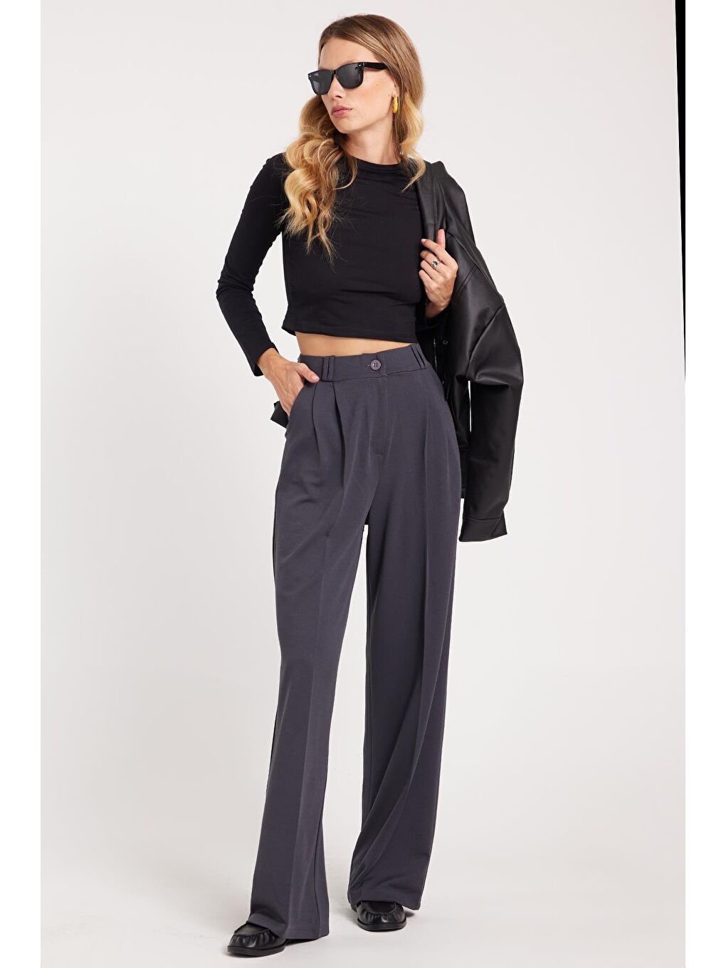 Kadın Regular Fit Klasik Kesim Yüksel Bel Geniş Paça Antrasit Pantolon-4