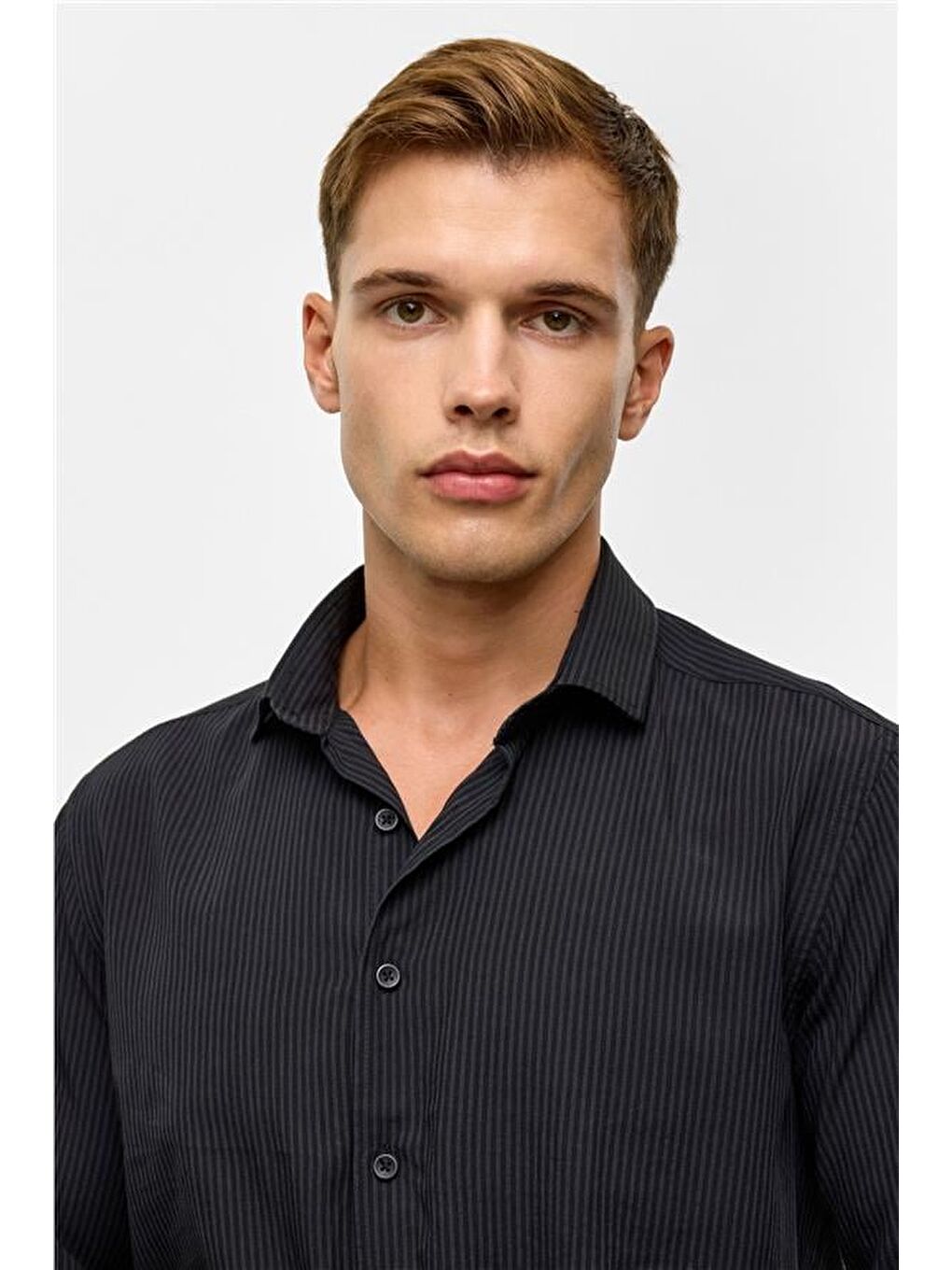 Siyah Slim Düz Klasik Yaka Gömlek-2