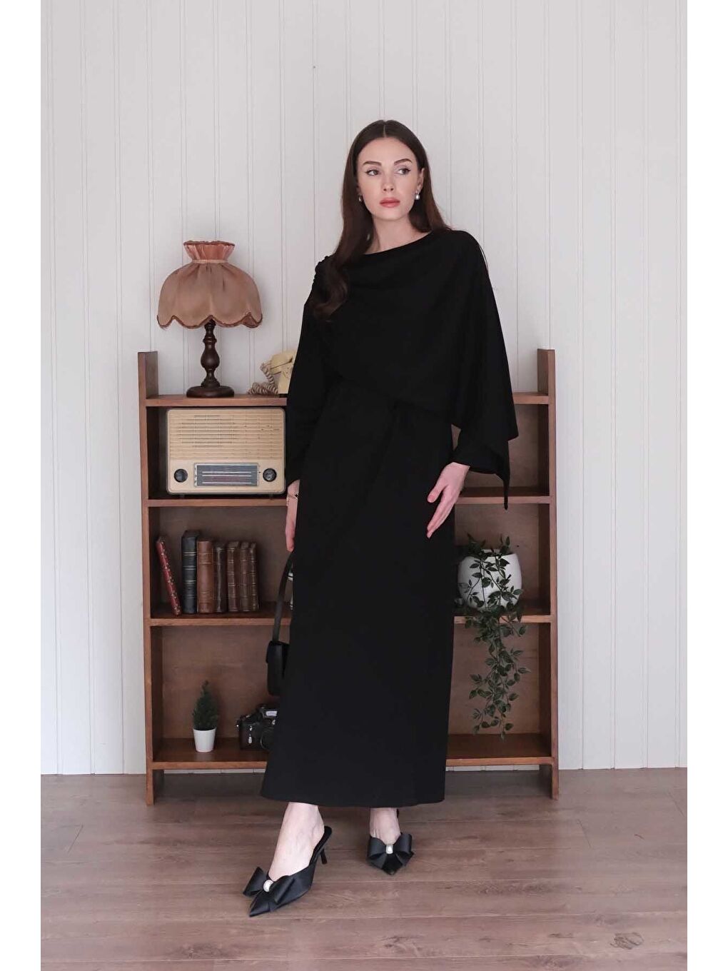 Siyah Şal Yaka Elbise-1