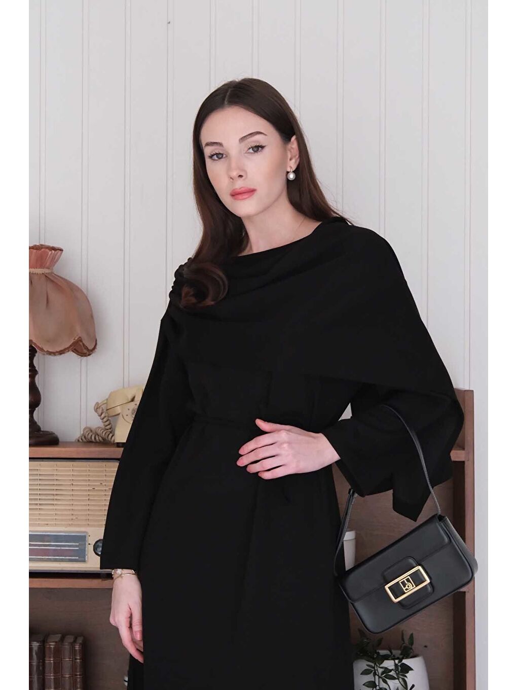 Siyah Şal Yaka Elbise-4