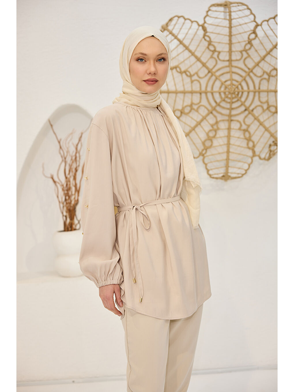 Locco Moda Ekru Kadın Bisiklet Yaka Gold Düğme Detaylı Bluz Krem - 3