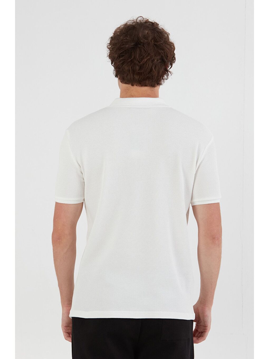 Ekru Waffle Kumaş Polo Yaka Tişört-3