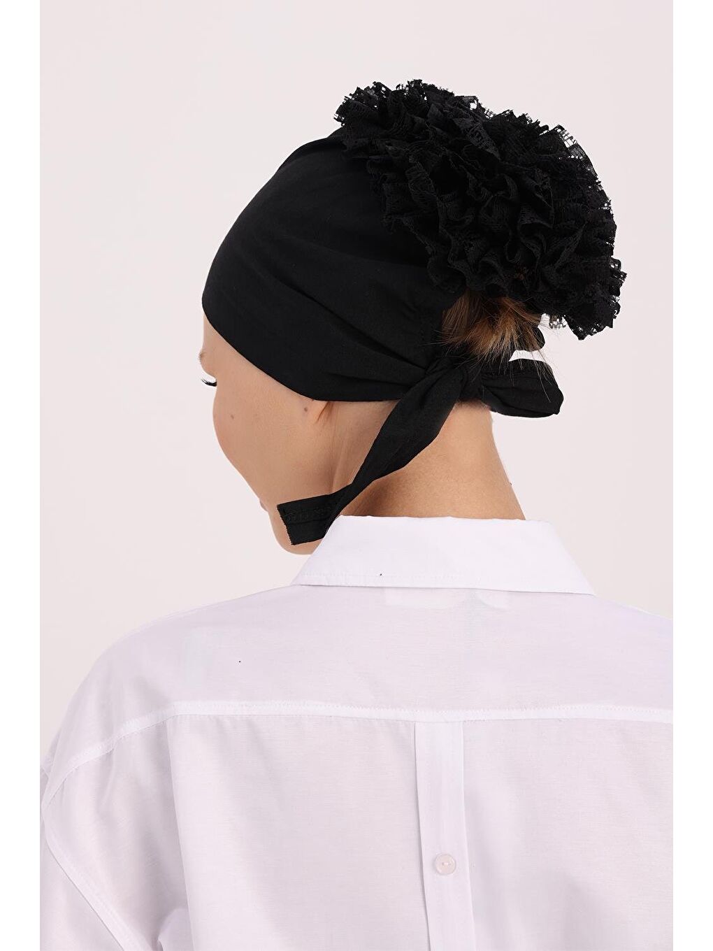 Siyah-Dikişsiz Fırfırlı Bone