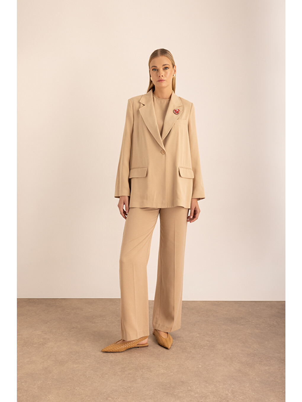 Bej Kontrast İç Biyeli Lyocell Oversize Ceket-1