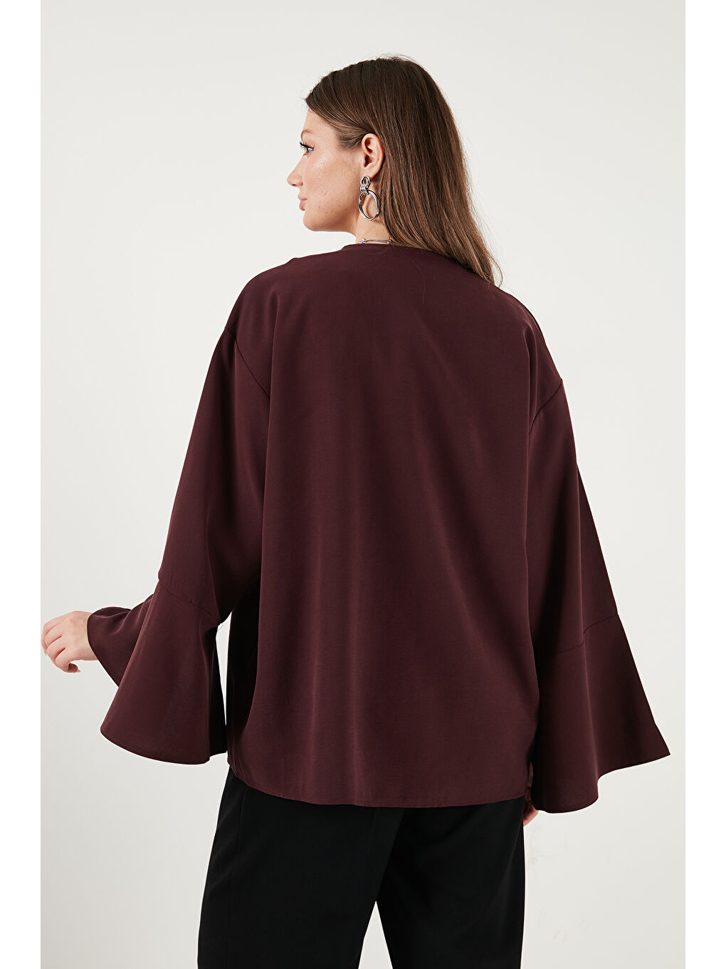 Mürdüm Pamuklu Relaxed Fit Bağlamalı Yırtmaçlı Kol Detaylı Gömlek 6925425-5