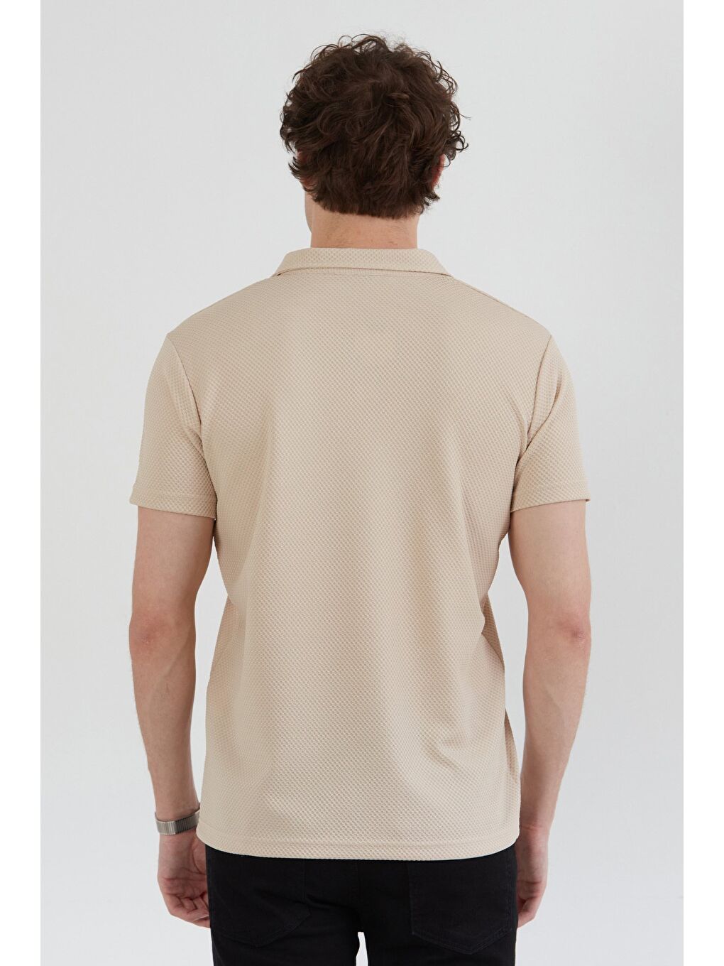 Bej Geometrik Desen Polo Yaka Tişört-3