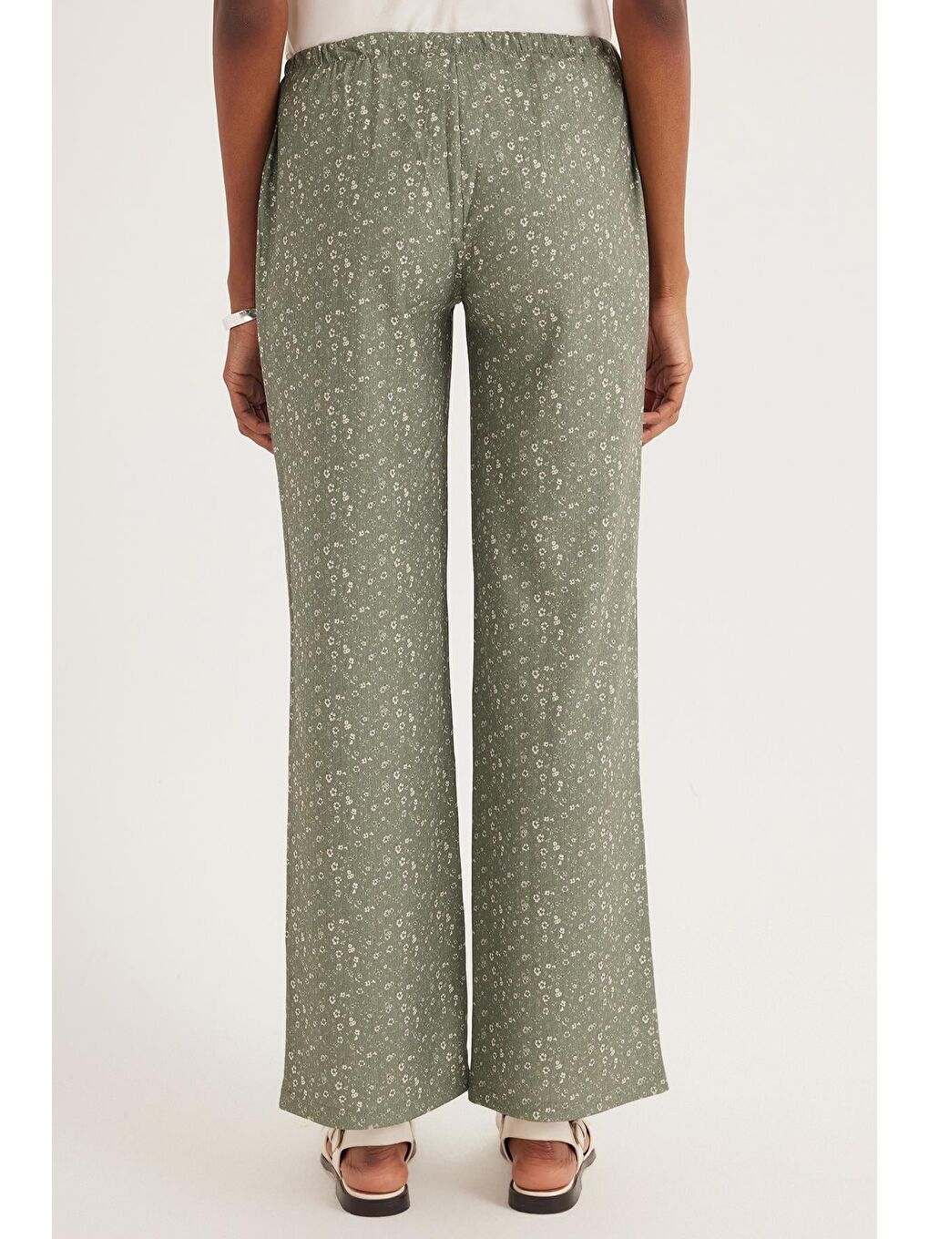 Karışık Kadın Relax Fit Rahat Kesim Beli Lastikli Bağlamalı Desenli Pantolon-6