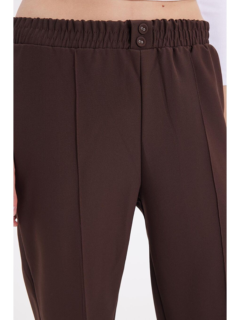 Kahverengi Kadın Relax Fit Rahat Kesim Yüksel Bel Düz Paça Beli Lastikli Koyu Kahve Pantolon-2