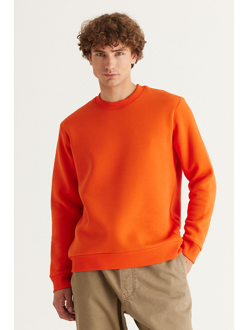 Erkek Turuncu Standart Fit Normal Kesim İçi Polarlı Bisiklet Yaka Sweatshirt