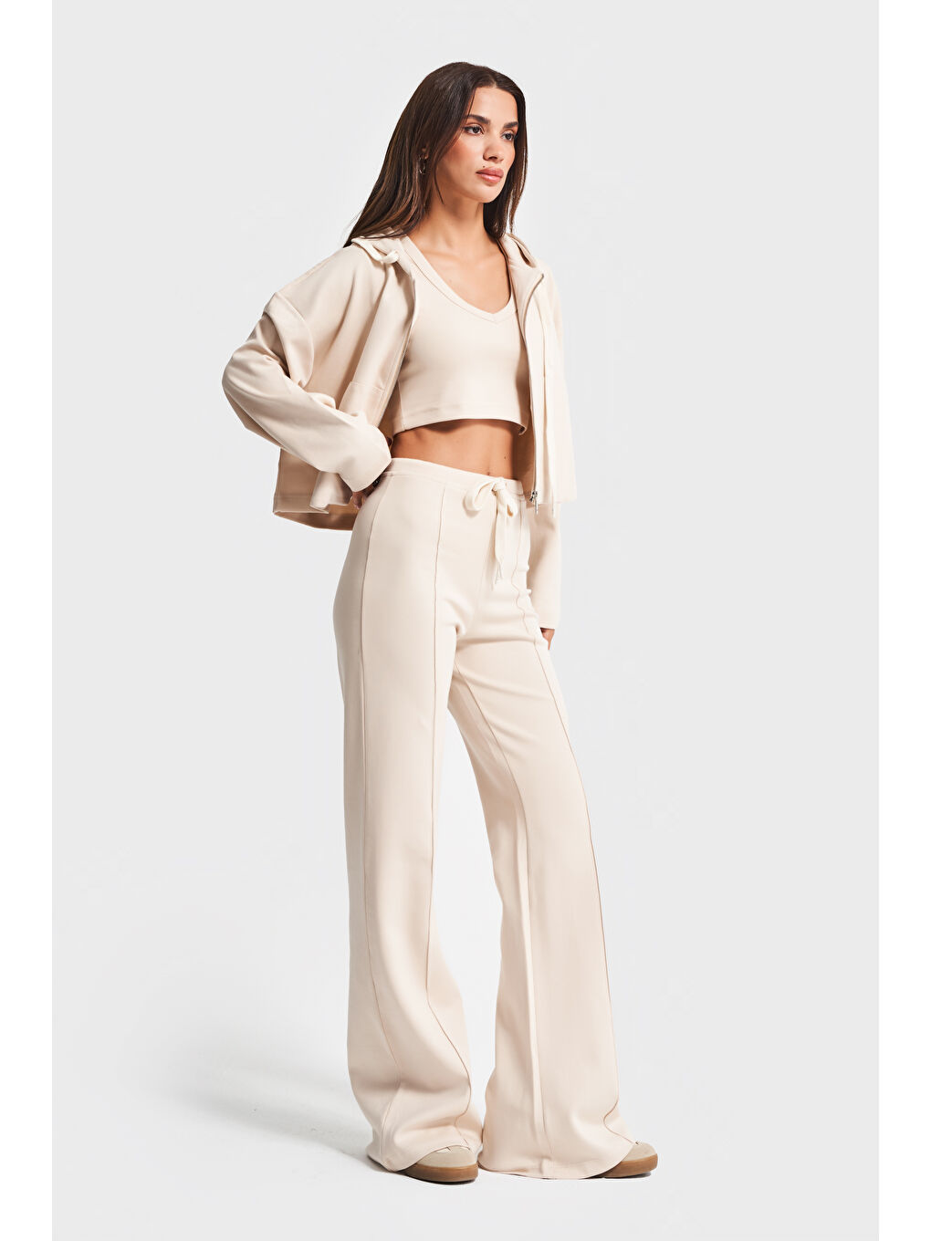 Kadın Bej Renk w5-57 Örme Kumaş Flare Eşofman Büstiyer ve Fermuarlı Sweatshirt 3'lü Kombin Takım