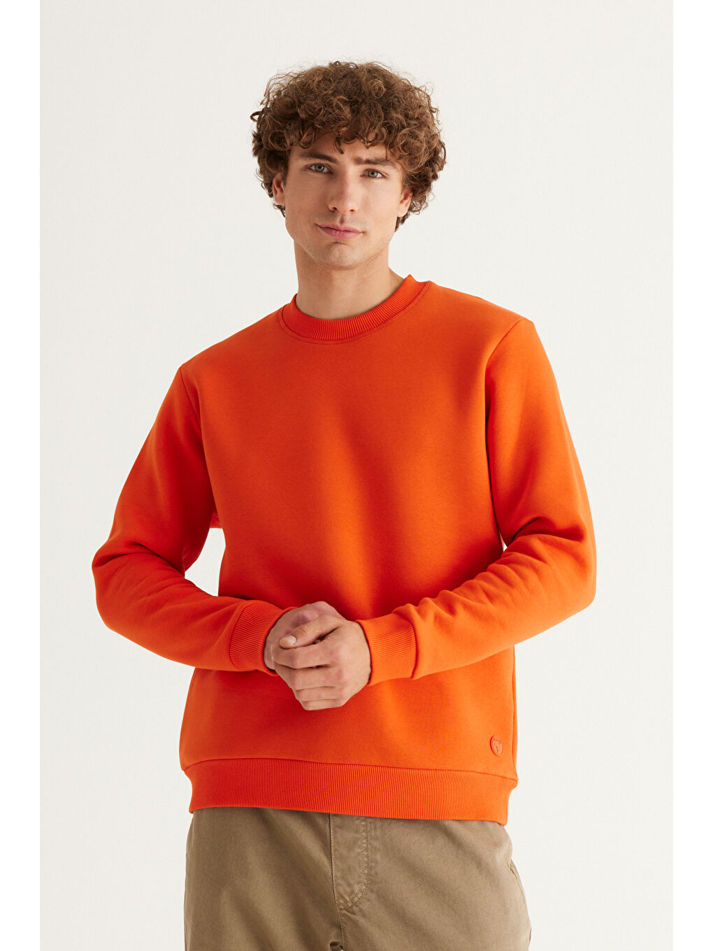 Erkek Turuncu Standart Fit Normal Kesim İçi Polarlı Bisiklet Yaka Sweatshirt-2