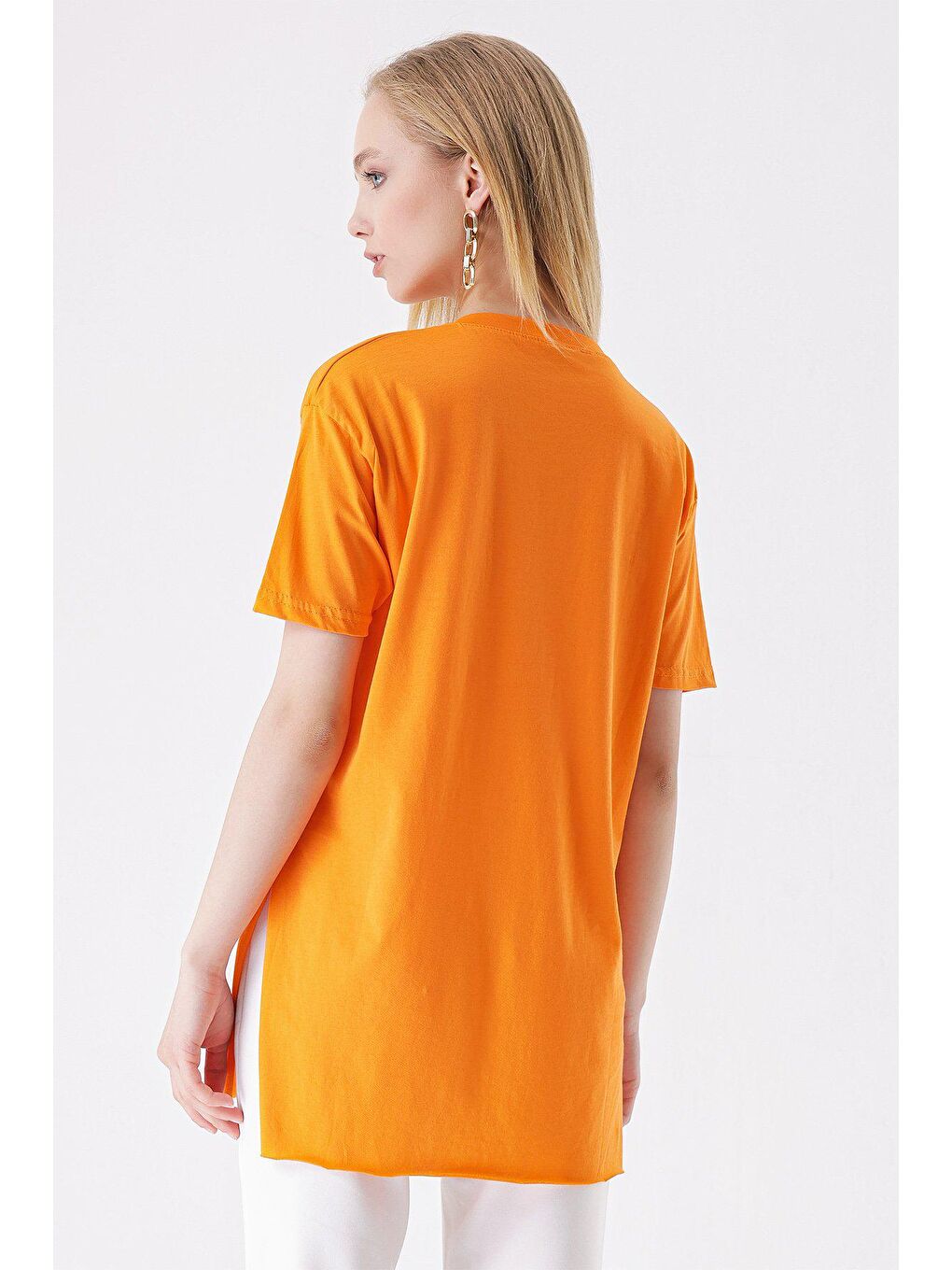 Turuncu Yanı Yırtmaçlı Penye T-Şhirt-3