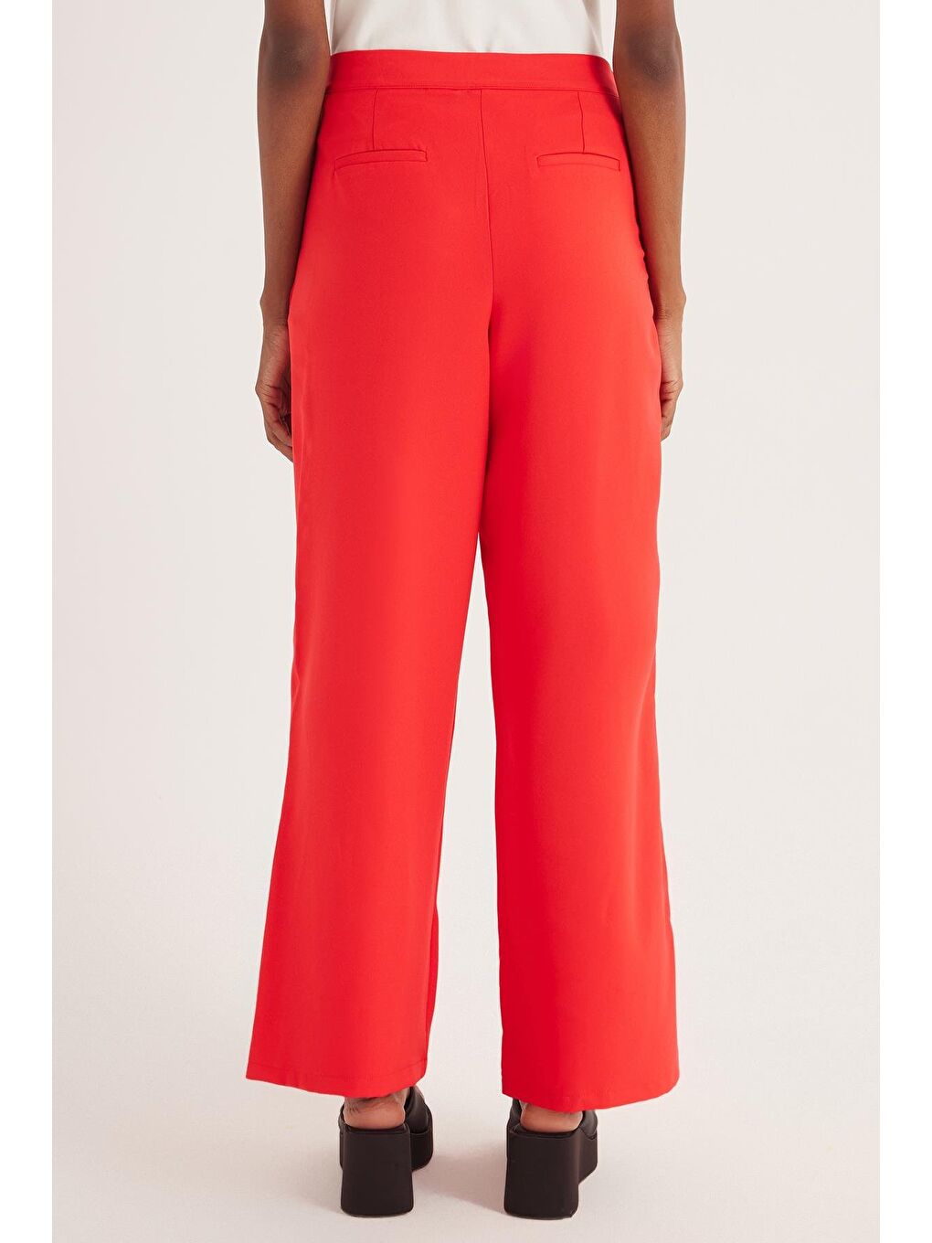 Kadın Standart Fit Geniş Paça Kırmızı Double Pantolon-6