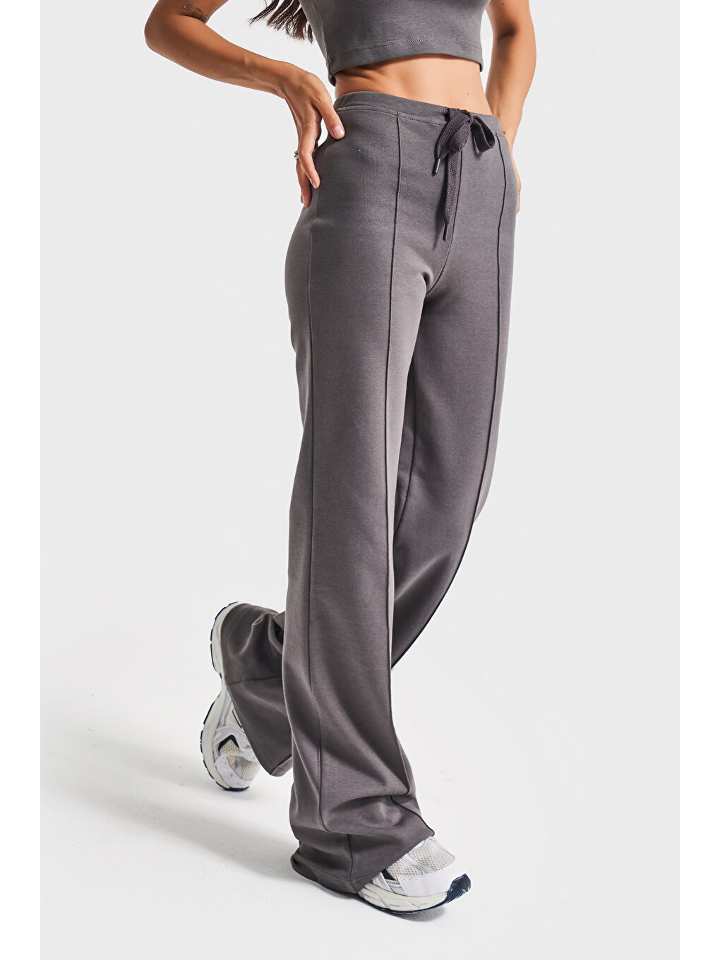 Kadın Antrasit Renk w5-45 Örme Kumaş Flare Eşofman Büstiyer ve Fermuarlı Sweatshirt 3'lü Kombin Takı-3