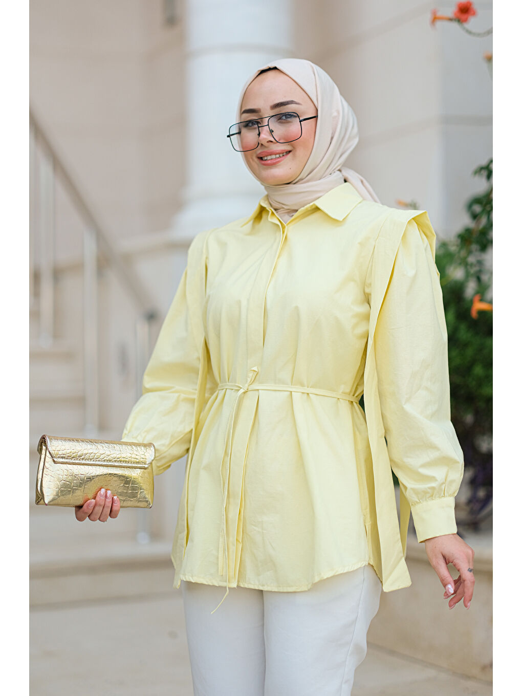 Kadın Pile Detay Önü Gizli Düğmeli Gömlek  Sarı-2