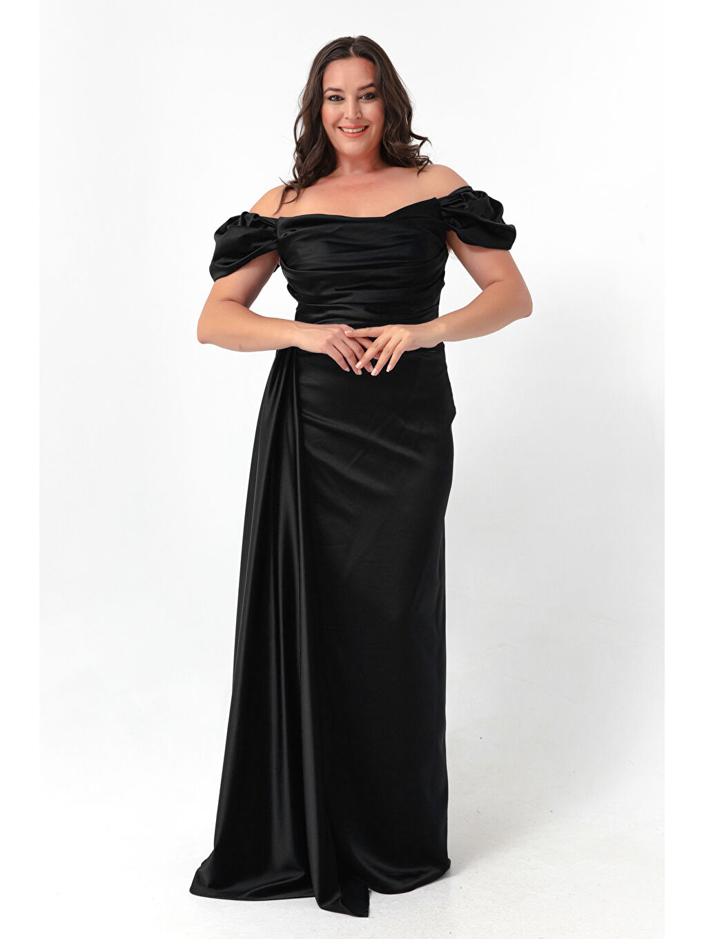 Kadın Siyah Kayık Yaka Kuyruklu Uzun Saten Abiye & Mezuniyet Elbisesi-2