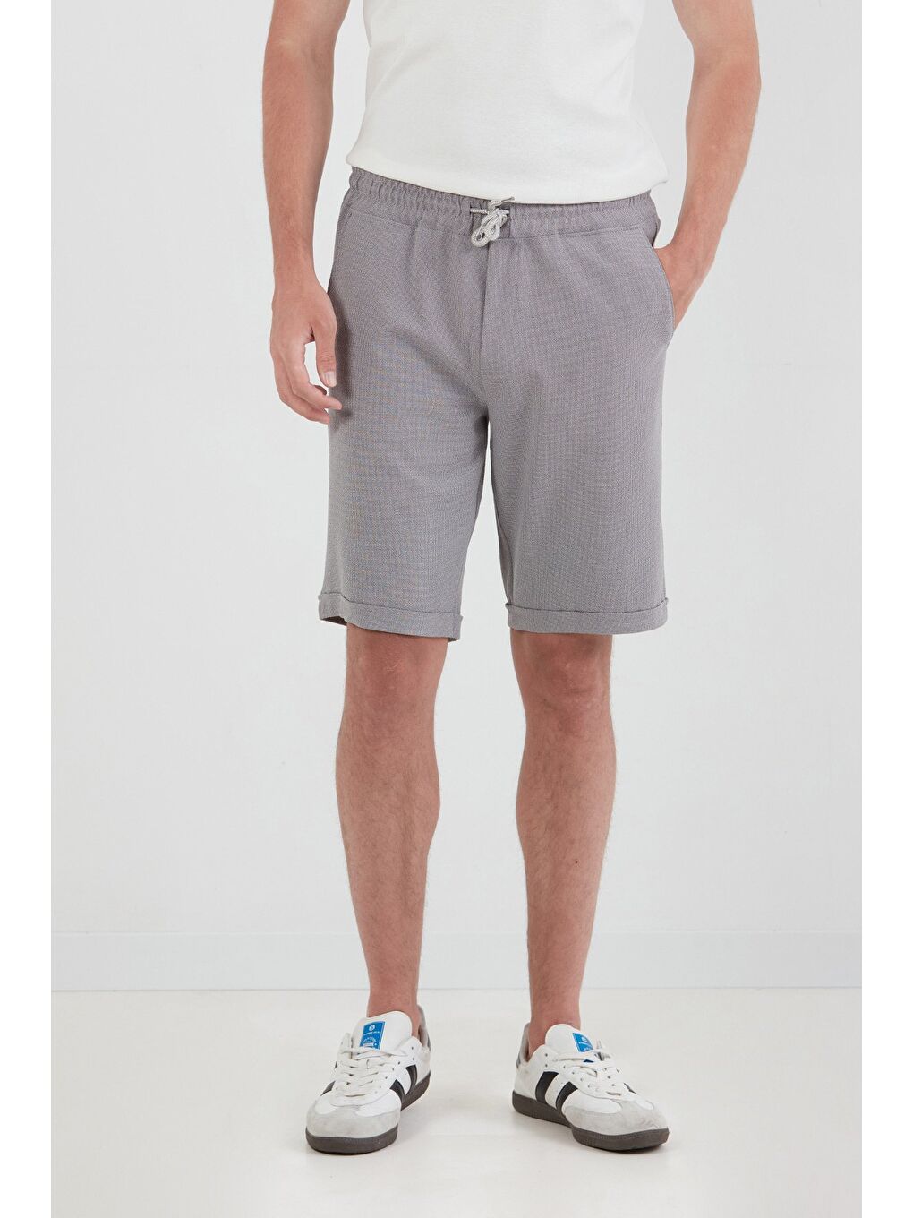 Gri Kırçıllı Beli Lastikli Duble Paça Cepli Şort-1