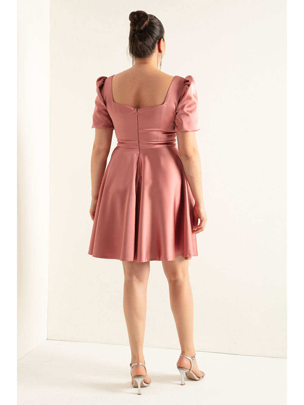 Pembe Kadın Somon Balon Kol Kloş Kesim Mini Büyük Beden Saten Abiye Elbise-4