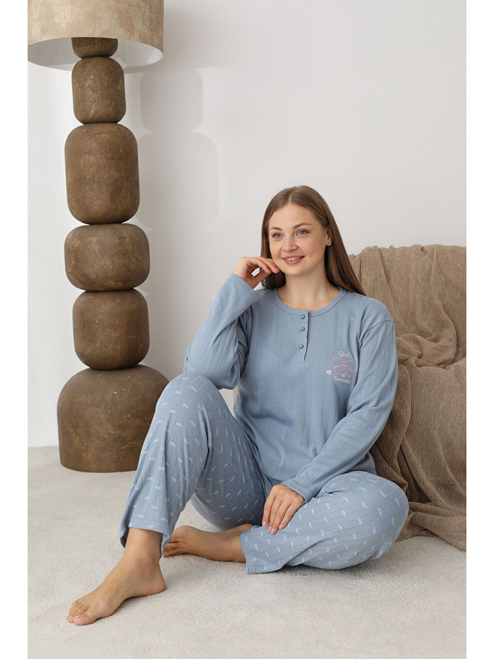 Mavi Şardonlu İnterlok Kumaş Büyük Beden Kışlık Kadın Pijama Takımı 1160-3