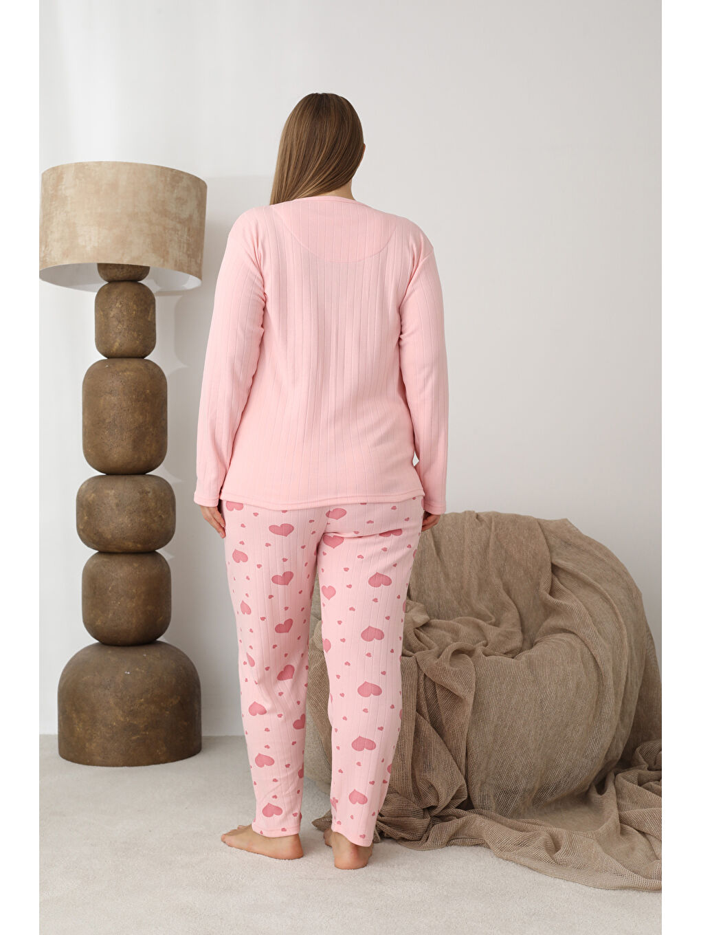 Pembe Şardonlu İnterlok Kumaş Büyük Beden Kışlık Kadın Pijama Takımı 1160-4