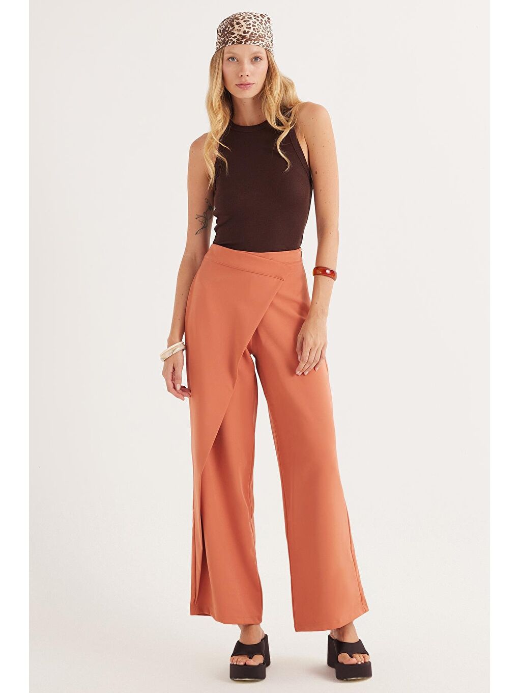 Kahverengi Kadın Standart Fit Geniş Paça Kiremit Double Pantolon-4